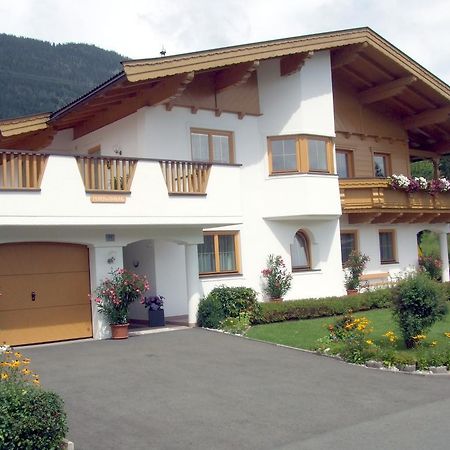 Ferienwohnungen Niederacher Fieberbrunn Exterior photo